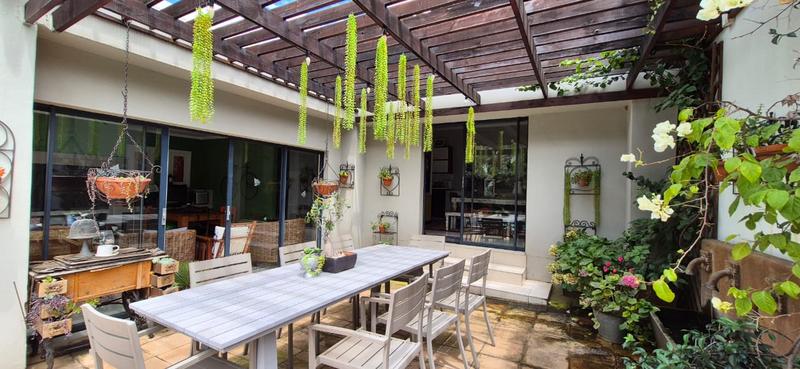 4 Bedroom Property for Sale in Midstream Ridge Gauteng