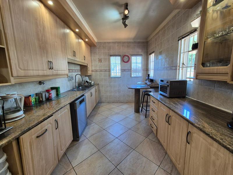 3 Bedroom Property for Sale in Brackenhurst Gauteng