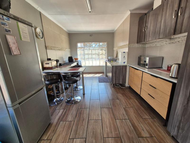 3 Bedroom Property for Sale in Brackenhurst Gauteng