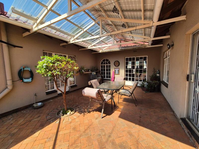 3 Bedroom Property for Sale in Brackenhurst Gauteng