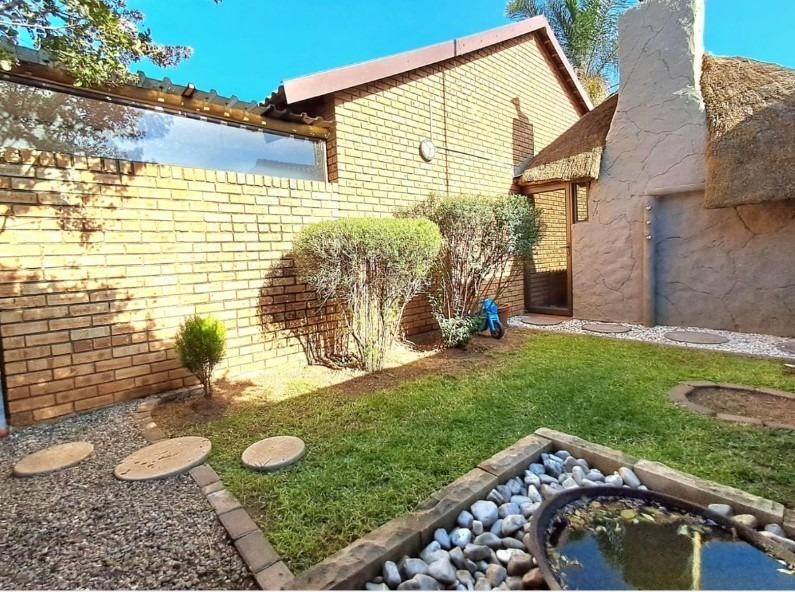 3 Bedroom Property for Sale in Raceview Gauteng