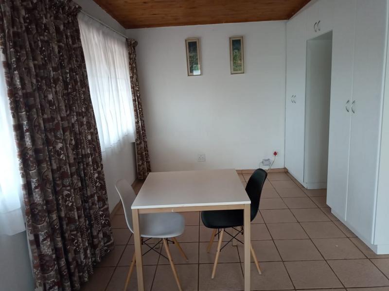 To Let 1 Bedroom Property for Rent in Roosevelt Park Gauteng