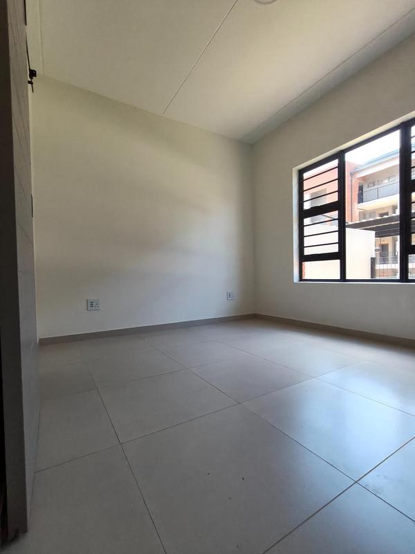 2 Bedroom Property for Sale in Vorna Valley Gauteng
