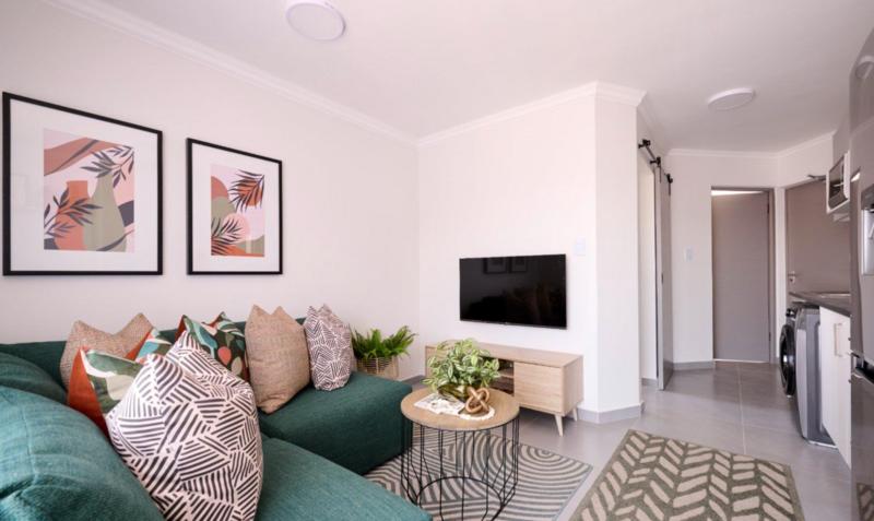 1 Bedroom Property for Sale in Vorna Valley Gauteng