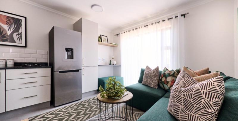 1 Bedroom Property for Sale in Vorna Valley Gauteng