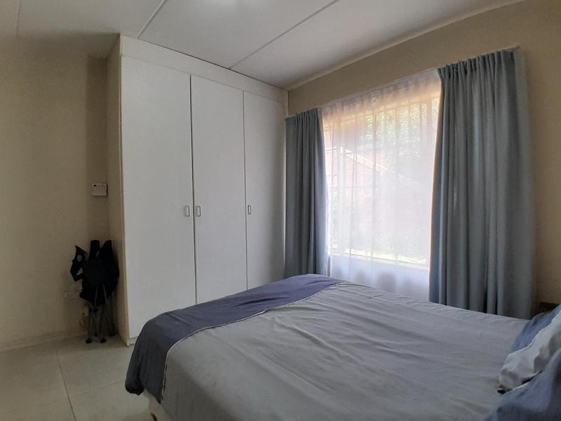 2 Bedroom Property for Sale in Heuwelsig Estate Gauteng