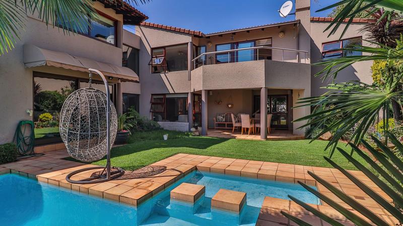 To Let 4 Bedroom Property for Rent in Bedfordview Gauteng