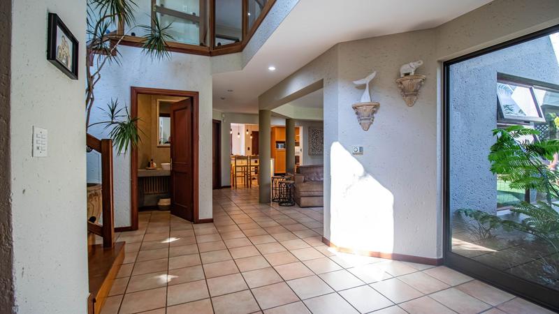 To Let 4 Bedroom Property for Rent in Bedfordview Gauteng