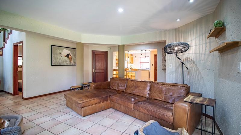 To Let 4 Bedroom Property for Rent in Bedfordview Gauteng
