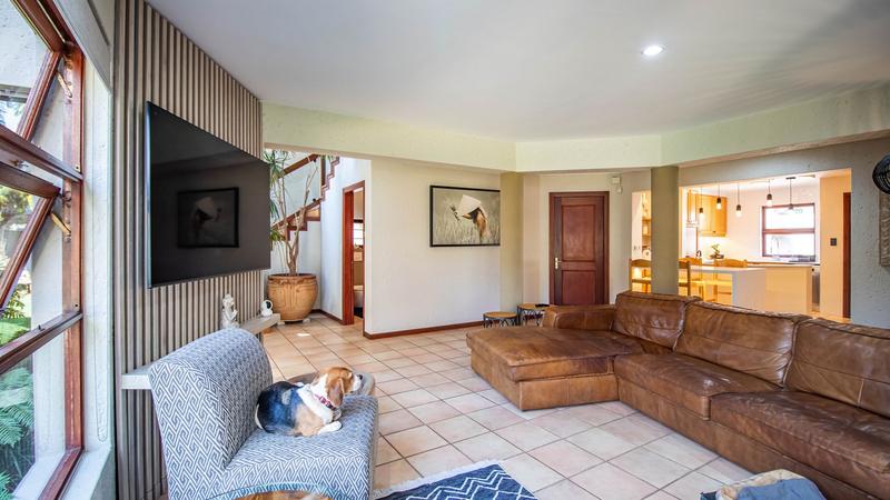 To Let 4 Bedroom Property for Rent in Bedfordview Gauteng