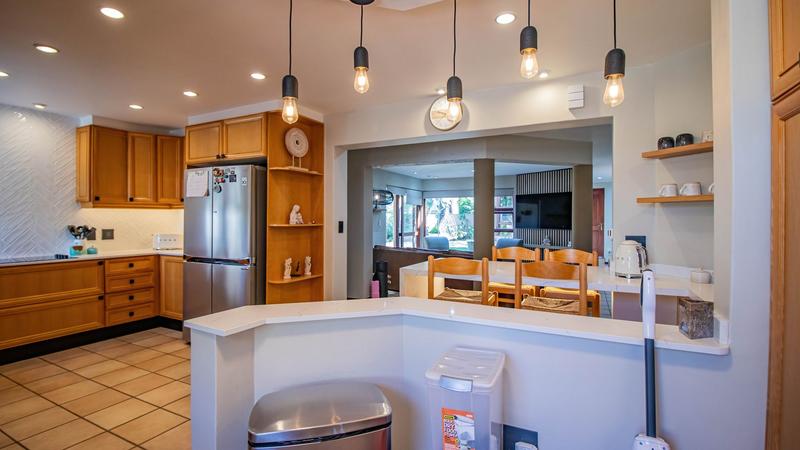 To Let 4 Bedroom Property for Rent in Bedfordview Gauteng