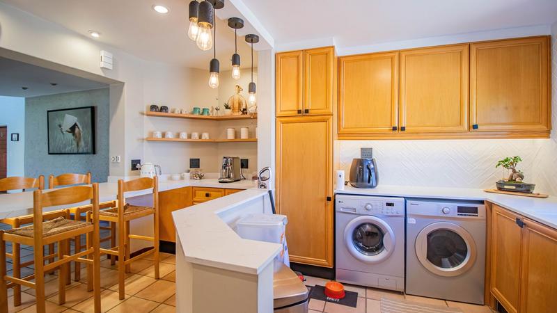 To Let 4 Bedroom Property for Rent in Bedfordview Gauteng