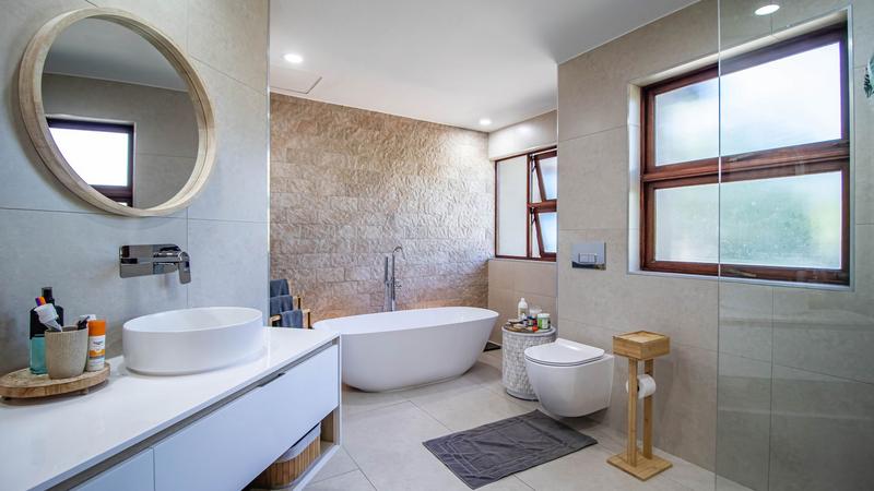 To Let 4 Bedroom Property for Rent in Bedfordview Gauteng