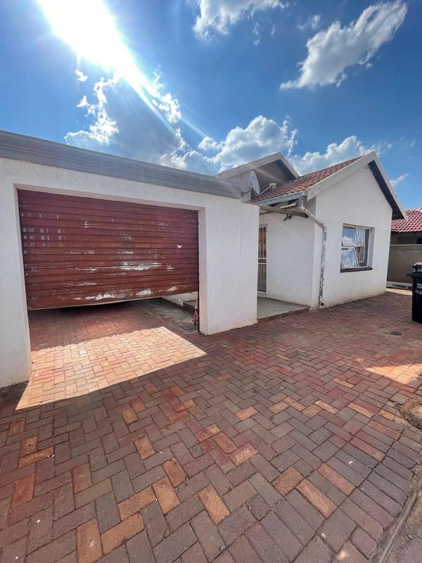 To Let 3 Bedroom Property for Rent in Dobsonville Ext 4 Gauteng