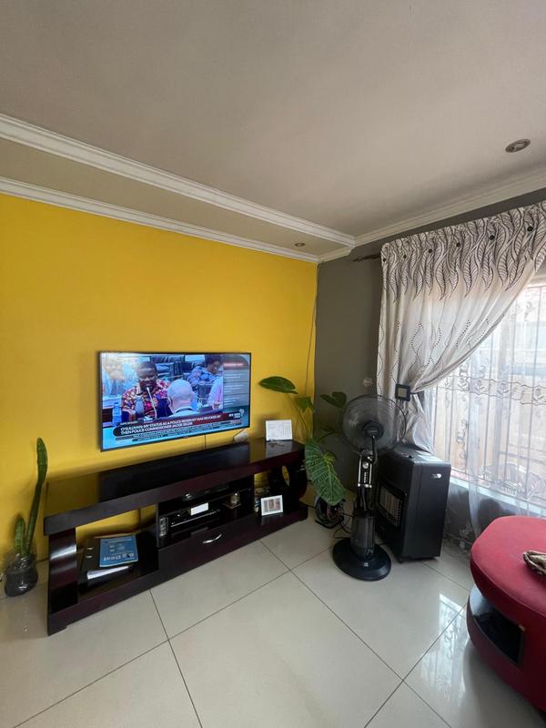 To Let 3 Bedroom Property for Rent in Dobsonville Ext 4 Gauteng