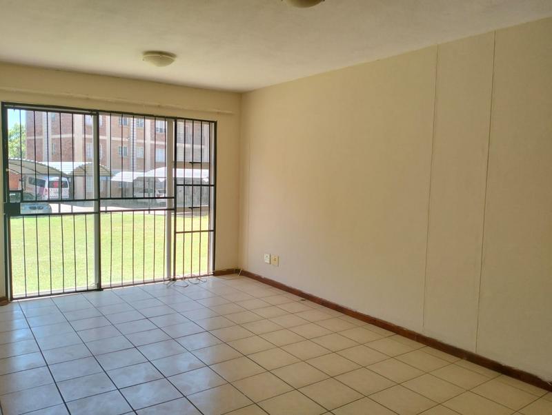 To Let 1 Bedroom Property for Rent in Karenpark Gauteng