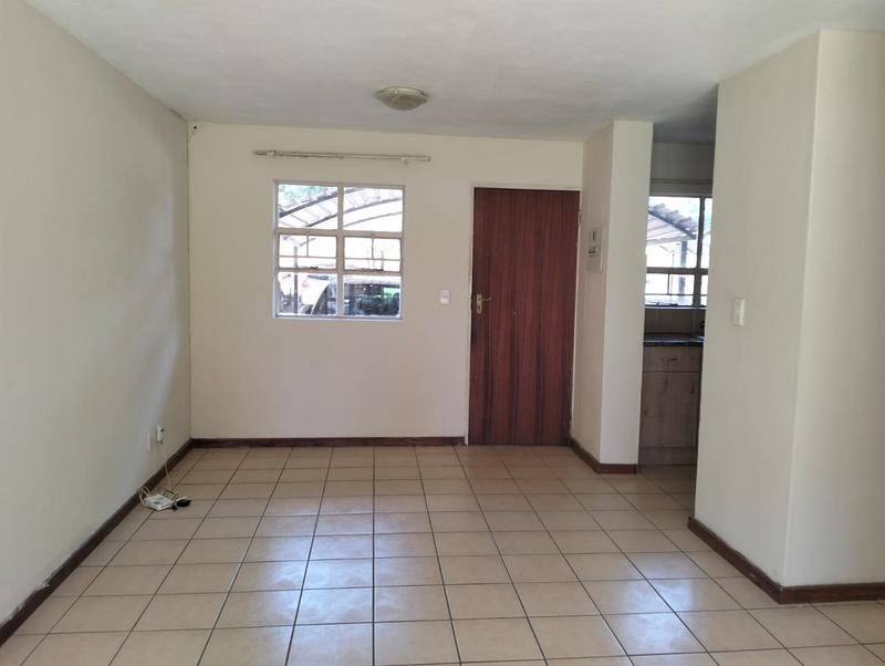 To Let 1 Bedroom Property for Rent in Karenpark Gauteng