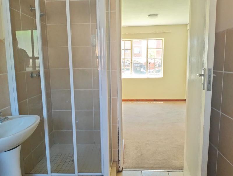 To Let 1 Bedroom Property for Rent in Karenpark Gauteng