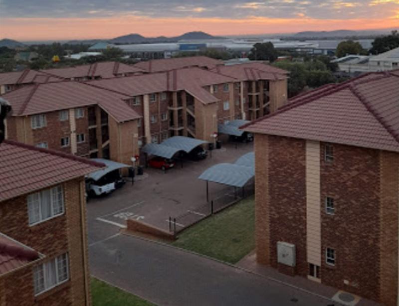 To Let 1 Bedroom Property for Rent in Karenpark Gauteng