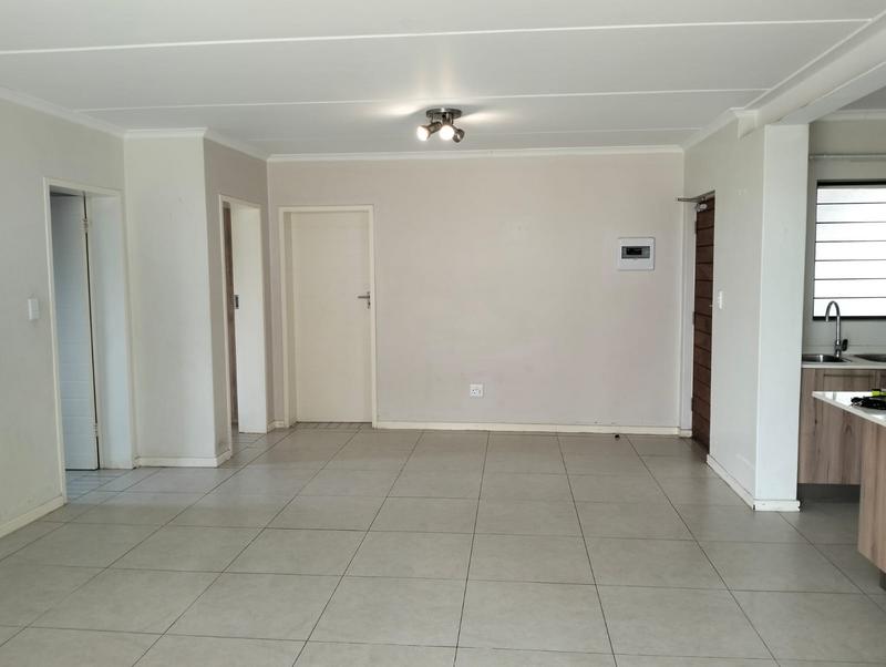 To Let 3 Bedroom Property for Rent in Louwlardia Gauteng