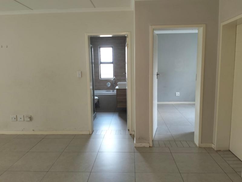 To Let 3 Bedroom Property for Rent in Louwlardia Gauteng