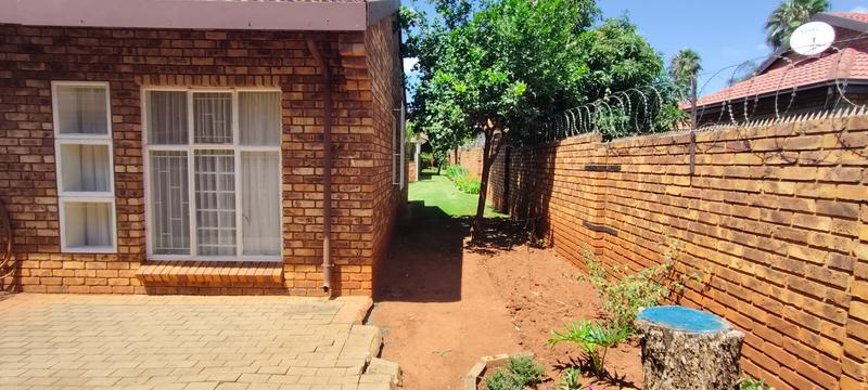 2 Bedroom Property for Sale in Clarina Gauteng