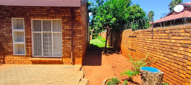 2 Bedroom Property for Sale in Clarina Gauteng