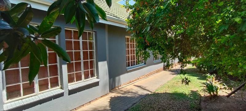 3 Bedroom Property for Sale in Theresa Park Gauteng