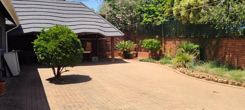 3 Bedroom Property for Sale in Theresa Park Gauteng