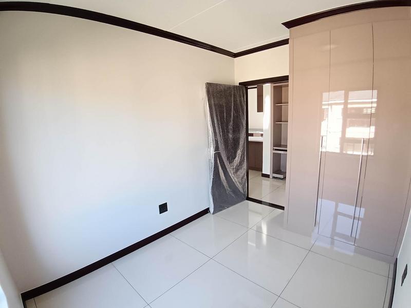 To Let 2 Bedroom Property for Rent in Blue Hills Gauteng