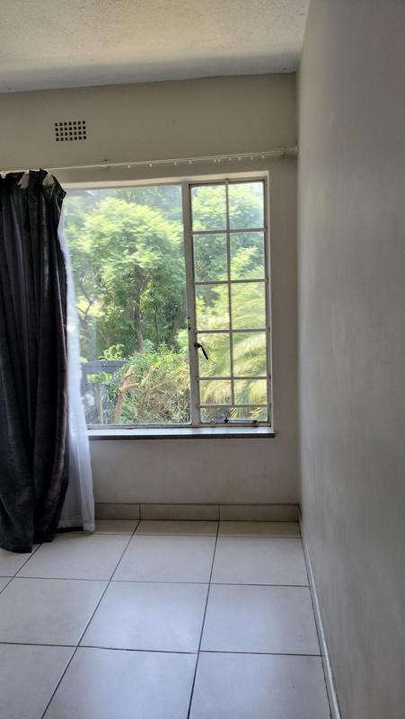 2 Bedroom Property for Sale in Kew Gauteng