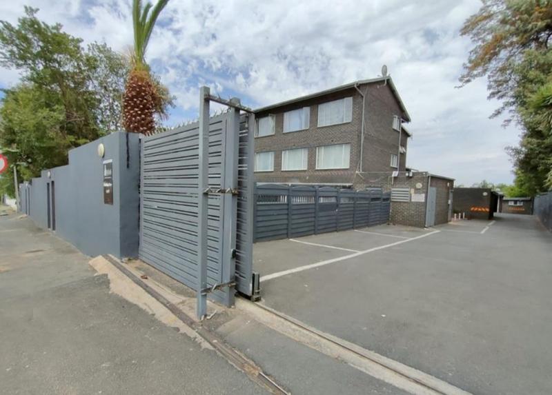 2 Bedroom Property for Sale in Kew Gauteng