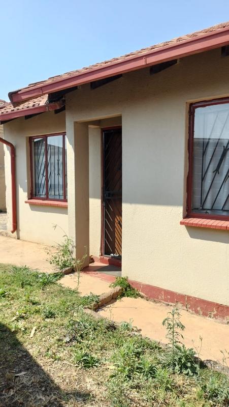 2 Bedroom Property for Sale in Naturena Gauteng