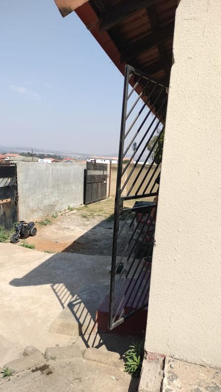 2 Bedroom Property for Sale in Naturena Gauteng