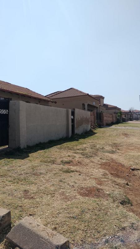 2 Bedroom Property for Sale in Naturena Gauteng