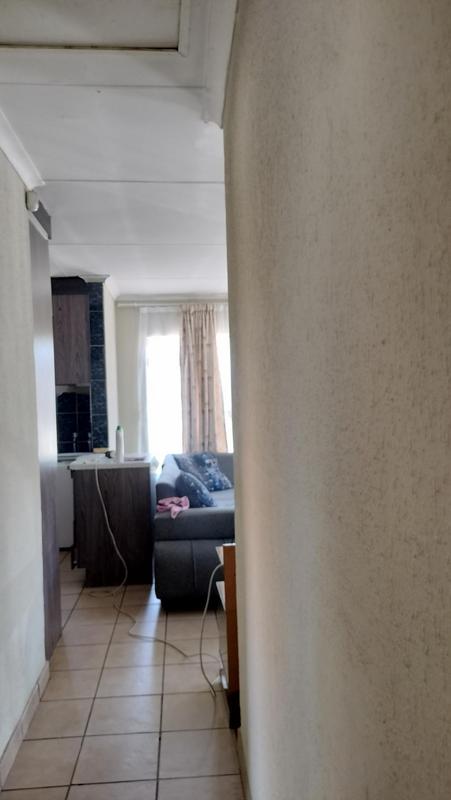 2 Bedroom Property for Sale in Lotus Gardens Gauteng