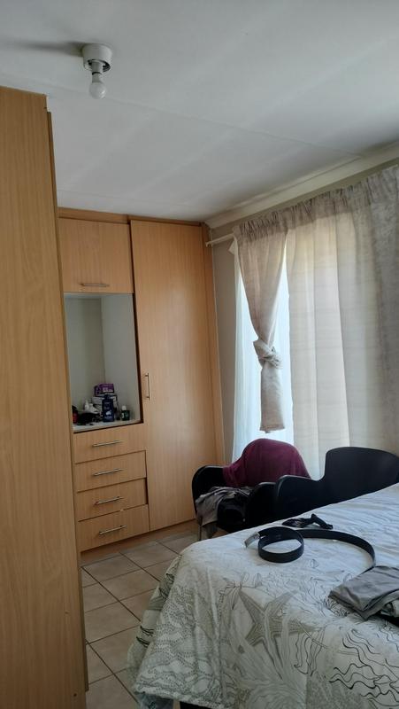 2 Bedroom Property for Sale in Lotus Gardens Gauteng