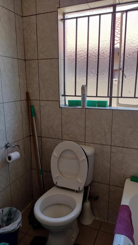 2 Bedroom Property for Sale in Lotus Gardens Gauteng