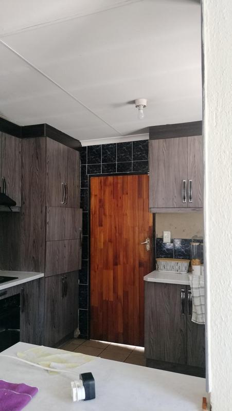 2 Bedroom Property for Sale in Lotus Gardens Gauteng