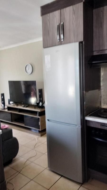 2 Bedroom Property for Sale in Lotus Gardens Gauteng