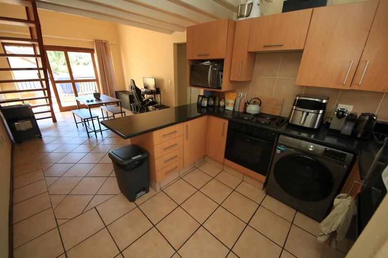 2 Bedroom Property for Sale in Sunninghill Gauteng