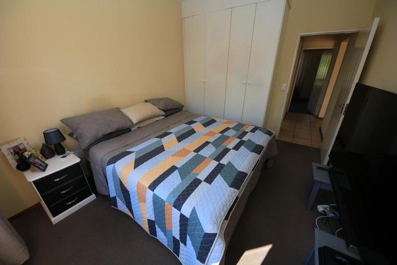 2 Bedroom Property for Sale in Sunninghill Gauteng