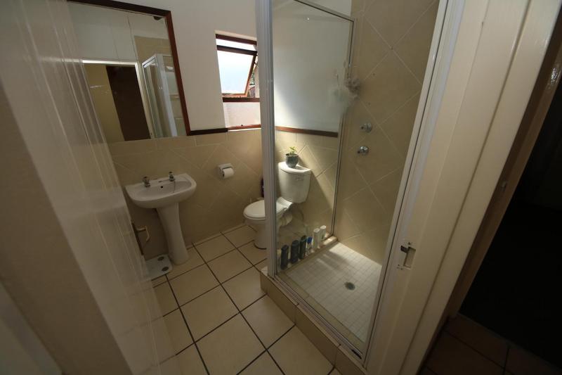 2 Bedroom Property for Sale in Sunninghill Gauteng