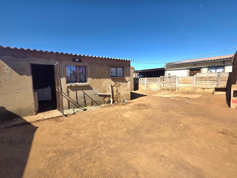 2 Bedroom Property for Sale in Windmill Park Gauteng