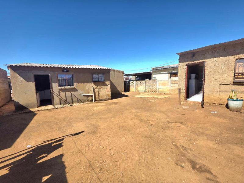 2 Bedroom Property for Sale in Windmill Park Gauteng