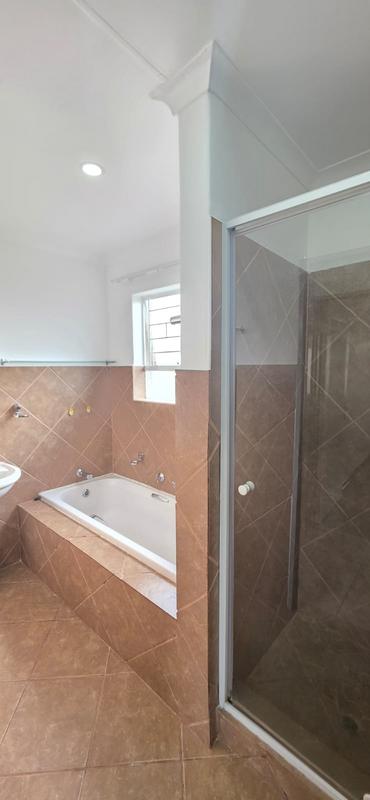 2 Bedroom Property for Sale in Vanderbijlpark SE 3 Gauteng