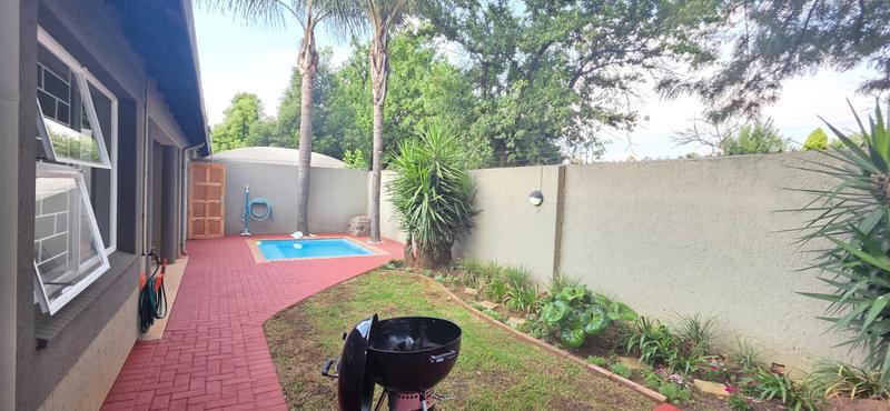 2 Bedroom Property for Sale in Vanderbijlpark SE 3 Gauteng