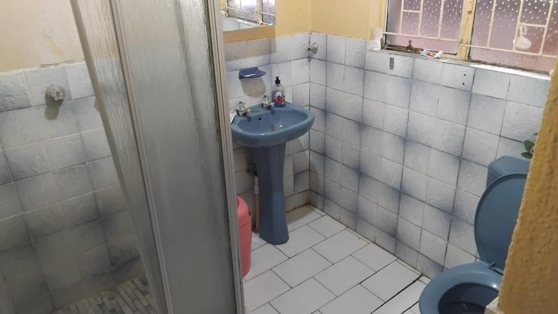 3 Bedroom Property for Sale in Zakariyya Park Gauteng