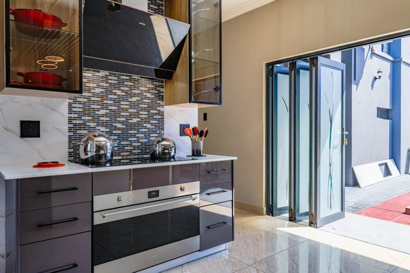 4 Bedroom Property for Sale in Copperleaf Estate Gauteng