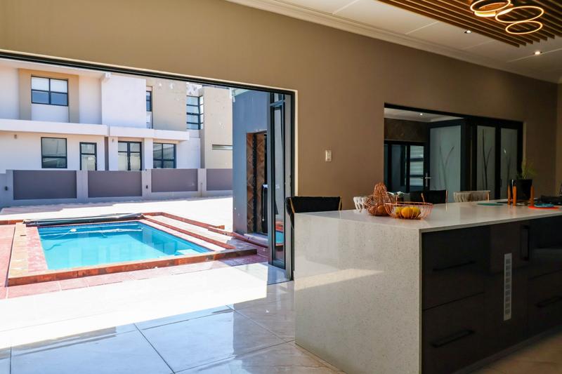 4 Bedroom Property for Sale in Copperleaf Estate Gauteng